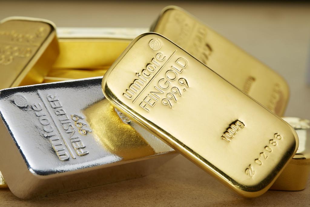 gold and silver bars